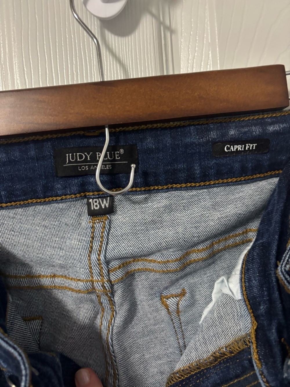 Judy Blue Dark Blue Capri Fit Jeans - Picture 2 of 3